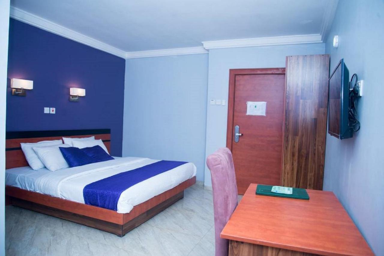 Dannic Hotels Enugu Dış mekan fotoğraf